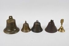 C25G59- Konvolut alte Glocken ua Schiffsglocke datiert 1911 Bronze Messing Eisen