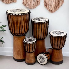 Handgefertigte Djembe-Trommel mit breiter Decke - 50cm