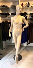 Mannequin schaufensterpuppe - mannequin,