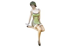 Dekofigur Frau Kantenhocker