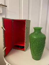 Alte chinesische grüne Jade Flasche Vase- in schöner  Stoffbox, Schachtel