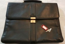 CARLO COMBERTI Dokumententasche aus echtem Leder mit Schlüssel kaum gebraucht