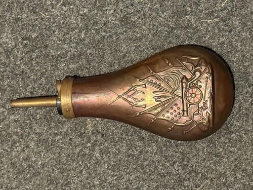 Alte pulverflasche kupfer - pulverflasche,