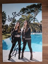 Davina und Shania Geiss Autogramm