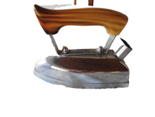 Altes elektrisches Bügeleisen