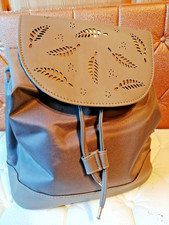 Rucksack Geldbörse  Uhr Halstuch 4 Teile Damen Freizeit NEU!!