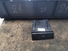 Original VW Polo 9N 9N3 Getränkehalter Becherhalter vorne 6Q0858602E