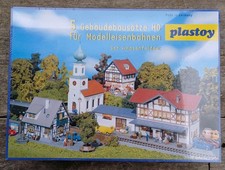 Plastoy Set Hasenfelde 1:87 H0 Modelleisenbahn Gebäude Bausätze OVP Café Kirche