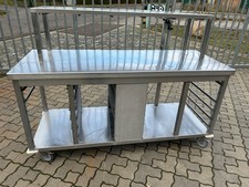 Arbeitstisch fahrbar