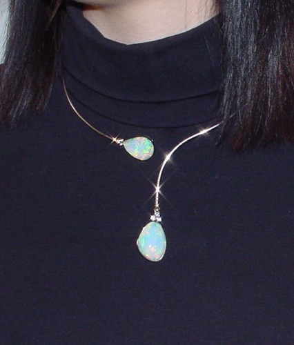 Opal collier 18kt - in,