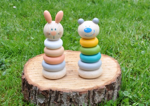 Stapelfigur aus holz - stapelfigur,