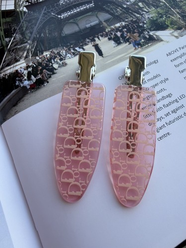 Dior pink hair - clips, set