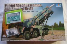 Trumpeter 01088 1:35 Patriot Abschussrampe Auf 15t mil mit viel Zubehör,DEF usw.