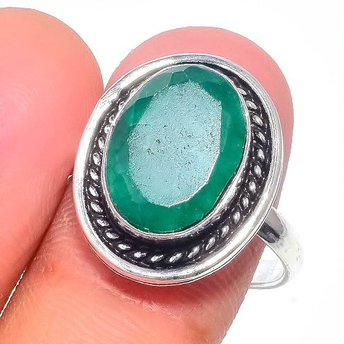 Handgefertigter ring aus - ring,