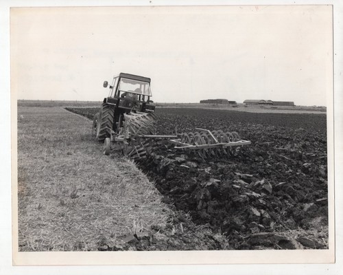 Deutz traktor pflügen feld - traktor,