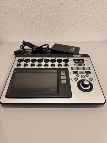 Qsc touchmix digital mixer - touchmix-8,