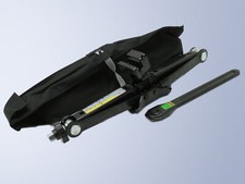 Original Bordwerkzeug Wagenheber 8R0071029A Audi Q5 8R 