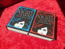 Night School Band 1 und 2 Hardcover Guter Zustand 2 Bücher Fantasy