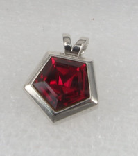 Neugablonz: Design Anhänger