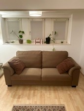 Braunes Zweisitzer-Sofa, sehr