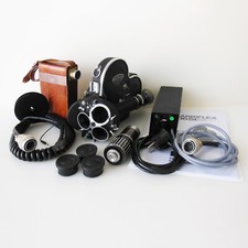 Arriflex St Nr. 17916, Filmkamera 16 mm, Motor, Akku, Aufladegerät