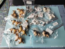 18 Figuren Hunde + Hundebabys  von Panini 1999