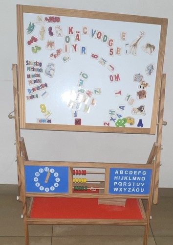 Kinder standtafel aus holz - kinder-standtafel,