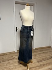 Neuer Jeansrock von Zara