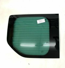 Heckscheibe links dunkelgrün