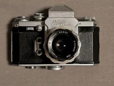 Edixa Reflex mit 2.8/50 Travenar A.Schcht Objektiv und Tasche