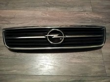Opel Omega B Kühlergrill