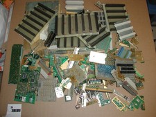 3,84kg Platinen und Steckverbinder goldhaltig, Recycling