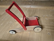 Lauflernwagen aus Holz in Rot von Pinolino Kinderträume für Babys