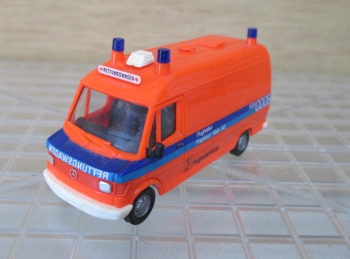 Herpa mercedes benz 207d - herpa, 1:87: