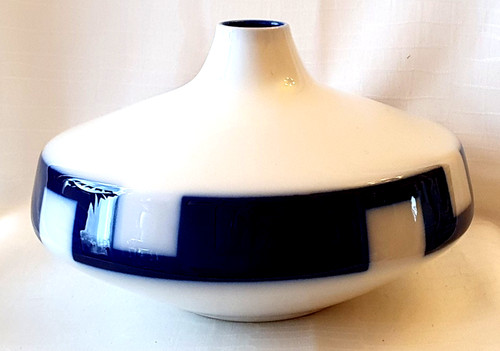 Kpm berlin ufo vase hubert - berlin,