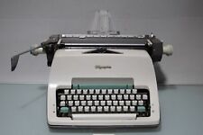 Schreibmaschine Olympia Schreibmaschine - Vintage Typewriter defekt