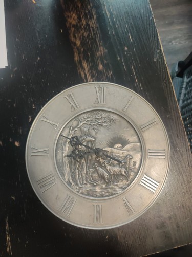 Wanduhr aus zinn mit - wanduhr,