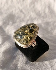 Sehr großer grüner Bernstein ? Ring Silberring 925 Silber Gr. 63 Gepunzt 