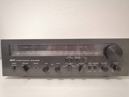 Verstärker receiver akai - /,