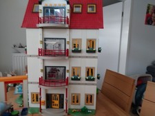 Playmobil Wohnhaus 4279 mit Möbel, 2 Erweiterungen, Kamin, Licht und Fahrräder
