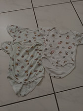 3 sehr schöne Kurzarmbodys Gr.50/56