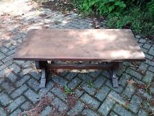 Schwerer Rittertisch Tafeltisch in Holz massiv, Konsoltisch brutalistisch RETRO 