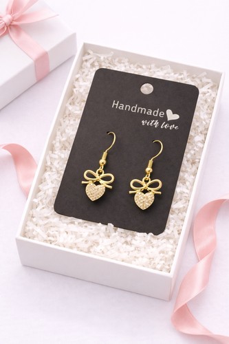 Goldfarbene ohrringe mit - goldfarbene,