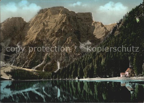 Pragser wildsee mit - mit, kapelle