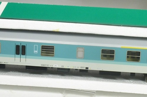 Reisezugwagen m - reisezugwagen,
