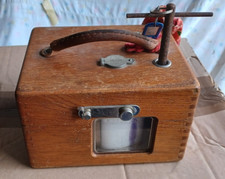 Konstatieruhr/Taubenuhr/Brieftaubensport mit Koffer