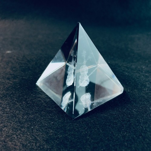 Geige musik pyramide - musik, glas