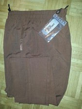 Elena Grunert elegante