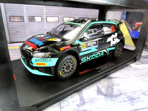 Skoda fabia wrc2 rallye - r5,