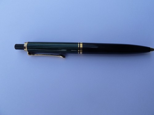Pelikan souverän - pelikan,